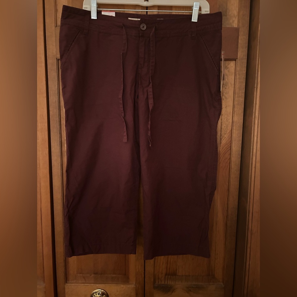 Mossimo Supply Co. Y2K Women's Red Sz 11 Cropped Lowest Rise Cotton Capris NWT